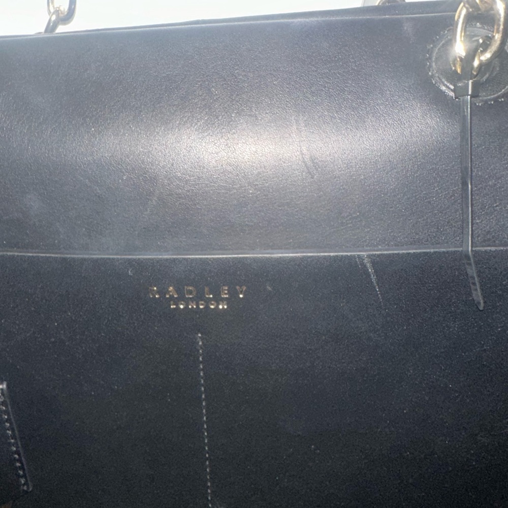 Black and Gold Shoulder Bag with Chain Detail Radley London - Picture 3 of 10